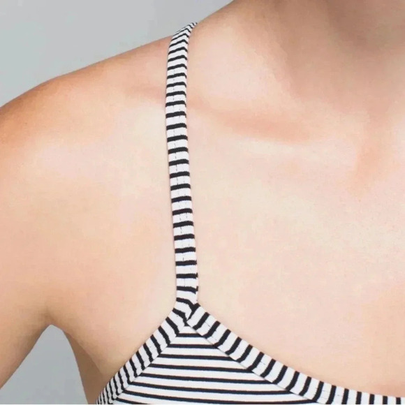 Lululemon Power  Y Tank - Picture 3 of 10